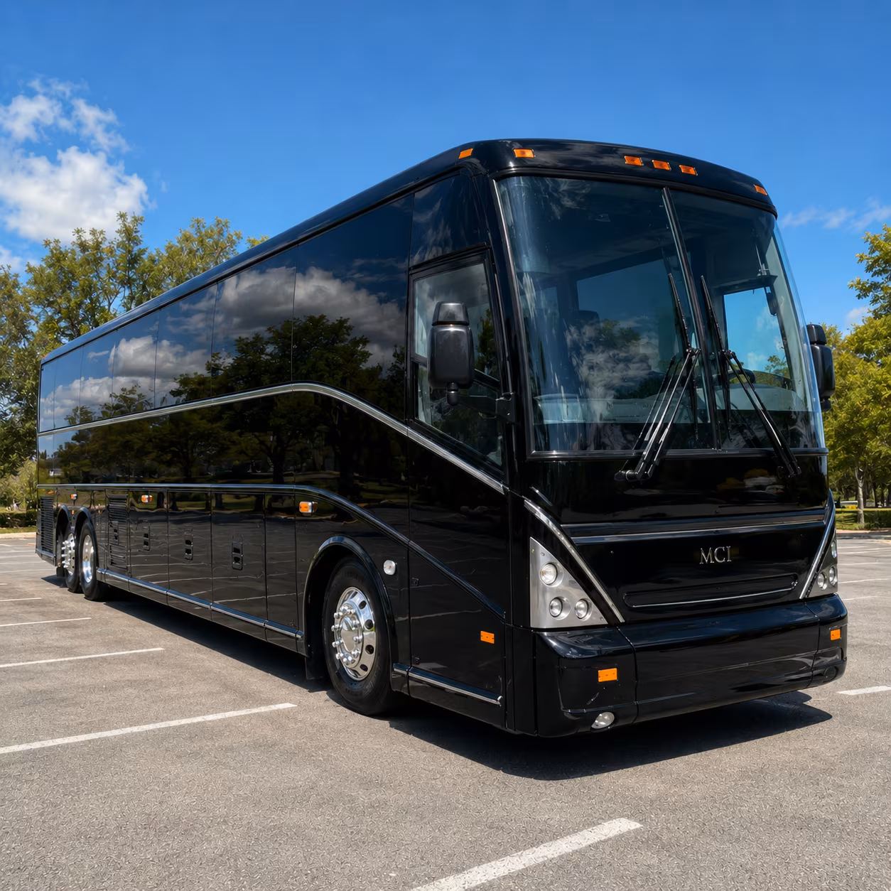 busrentalypsilanti com connects you to buses for detroit museum and science center field trips