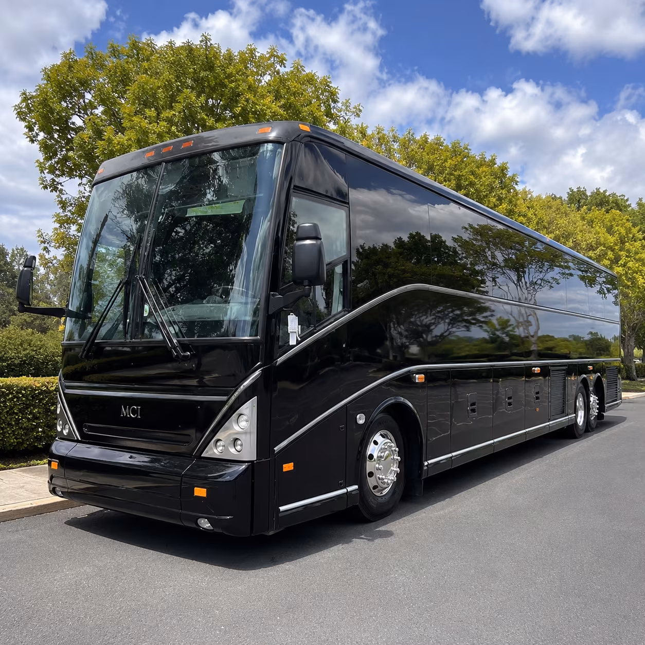charter buses to the henry ford museum and greenfield village in dearborn