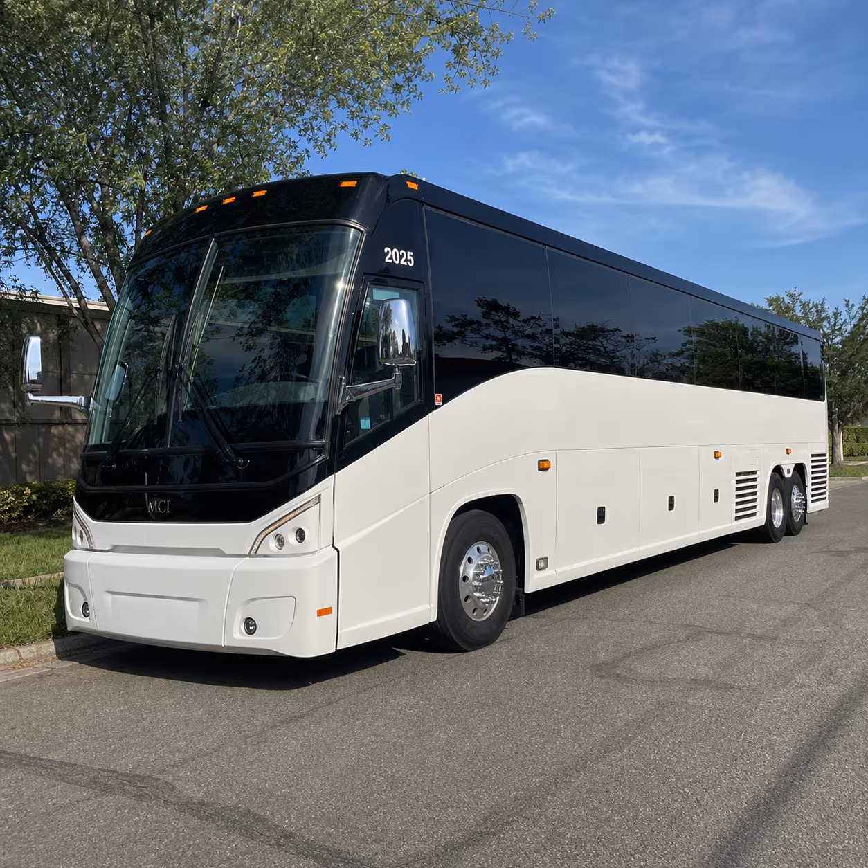 ypsilanti charter bus rental fleet
