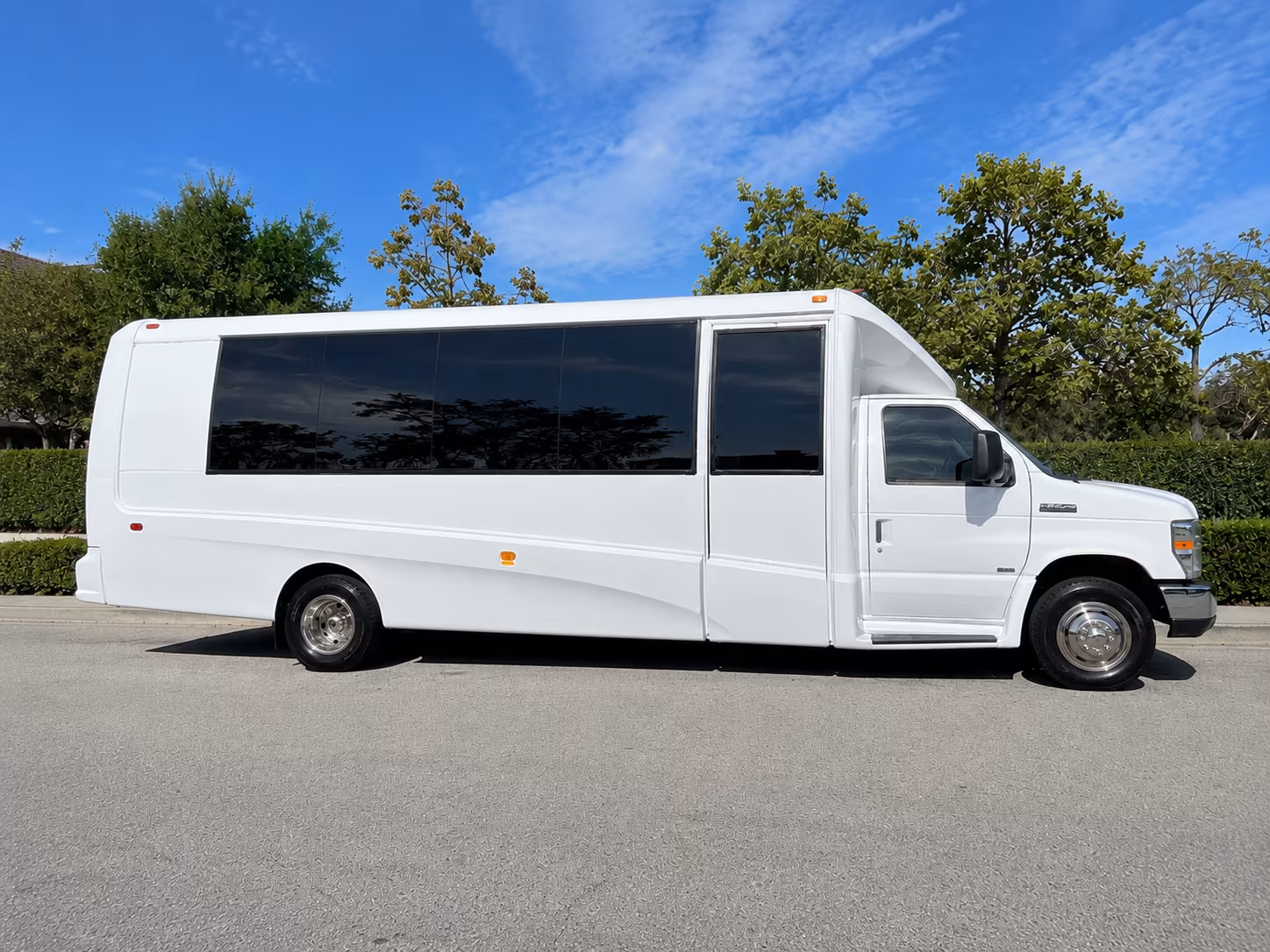 ypsilanti wine tour brewery transportation onboard seating